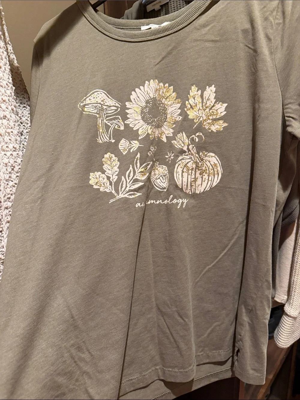 Maurices Olive Green Short Sleeve Tee with White & Yellow Fall Graphic